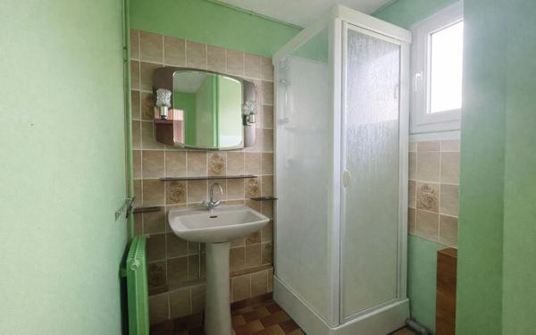 Maison à vendre    5 pièces • 102,40 m2 Auneuil