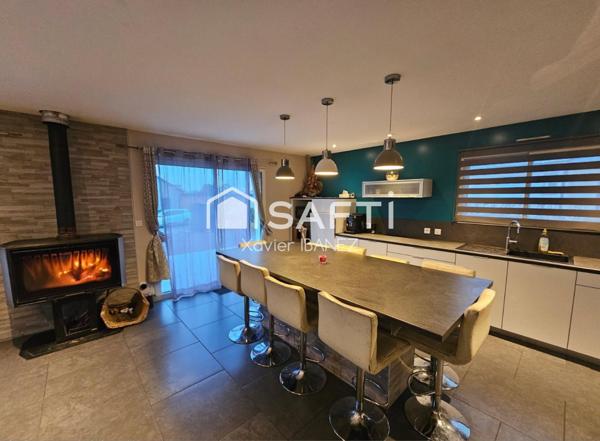 Superbe maison 138 m² Albaret-Sainte-Marie (48200)