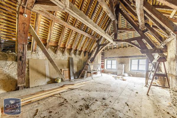 Maison à vendre 10 pièces 330m² Châteauroux (36000)