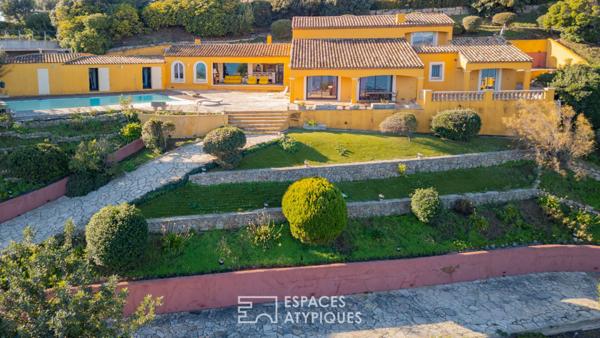 Villa Vue Mer Panoramique à La Nartelle avec Piscine et Sauna