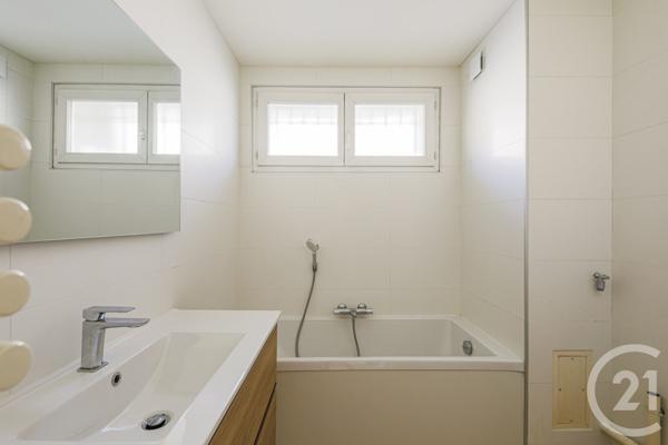 Appartement T5 à vendre  5 pièces - 108 m2 ECHIROLLES - 38