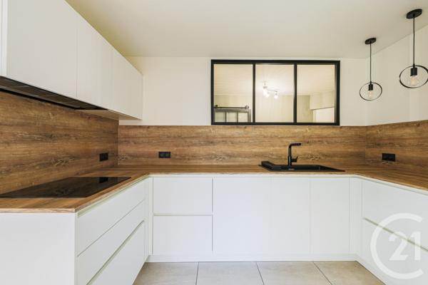 Appartement T5 à vendre  5 pièces - 108 m2 ECHIROLLES - 38