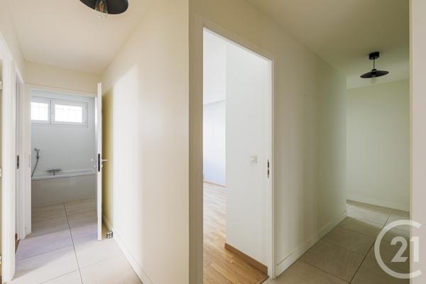 Appartement T5 à vendre  5 pièces - 108 m2 ECHIROLLES - 38