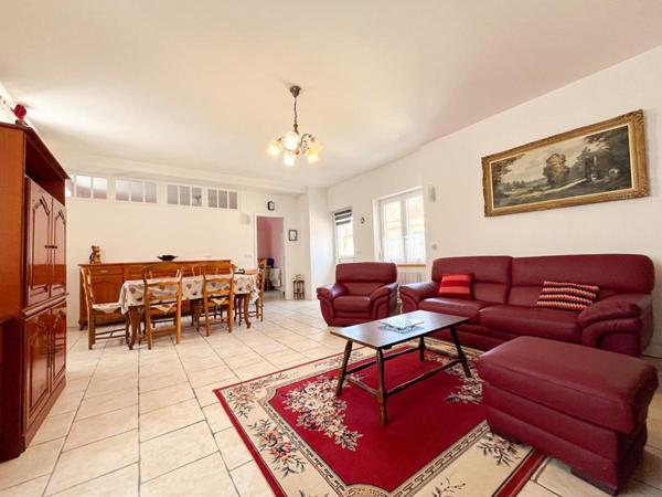 Maison Ecueille 7 pièce(s) 137 m2