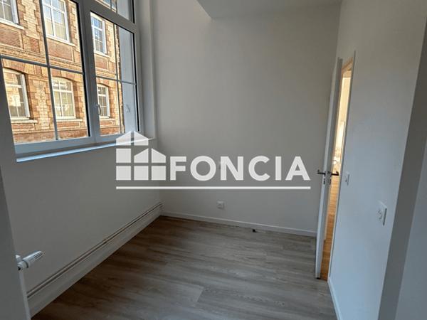 Location Appartement 4 pièces 73.55 m² - 2 TER RUE DES MAILLETS Louviers 27400