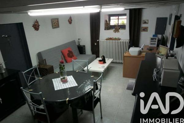 Maison à vendre 4 pièces 144 m² Bourg-et-Comin