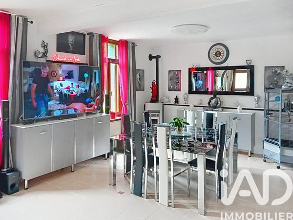 Maison à vendre 4 pièces 144 m² Bourg-et-Comin