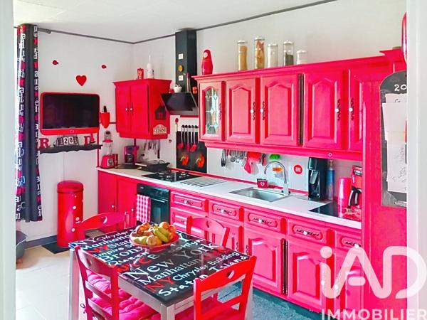 Maison à vendre 4 pièces 144 m² Bourg-et-Comin