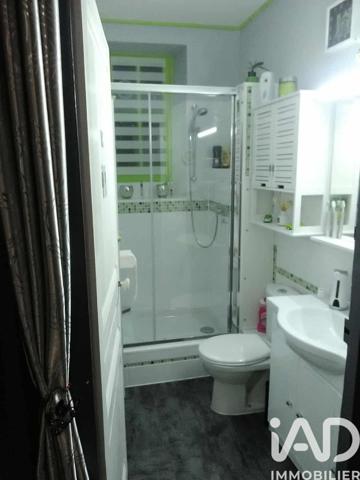 Maison à vendre 4 pièces 144 m² Bourg-et-Comin