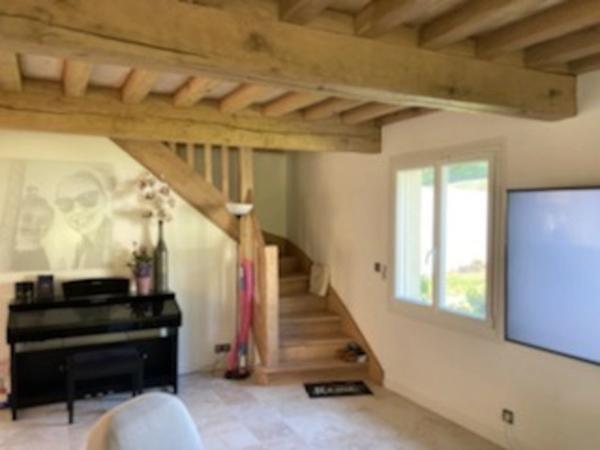 Belle Maison de 138 M2 en bon état pas de travaux à prévoir sur un terrain de 6241 M2 à Bonneville La Louvet