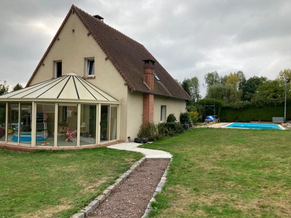 Belle Maison de 138 M2 en bon état pas de travaux à prévoir sur un terrain de 6241 M2 à Bonneville La Louvet