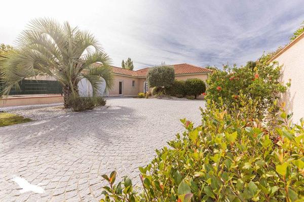 Maison à vendre |  Orleix |  6 pièces | 171 m²