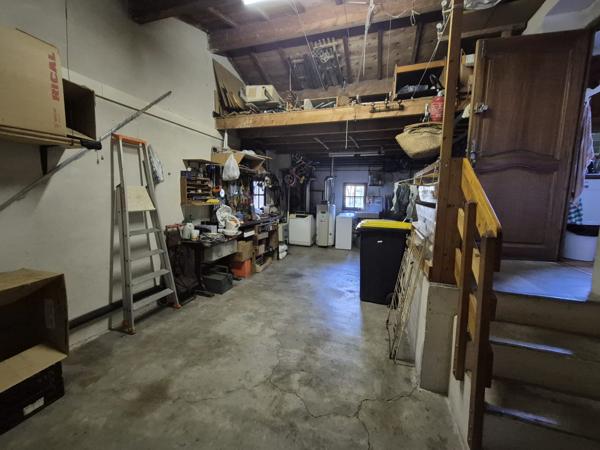 Saint-Rémy-de-Provence (13210) SAINT-REMY-DE-PCE (13210) - MAISON 5 CHAMBRES AVEC JARDIN ET GARAGE