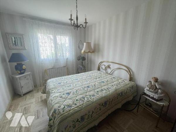 NOUVEAUTÉ A VENDRE A FALAISE chez " Des Notaires à Mes Côtés"
Une maison familiale très bien e...
