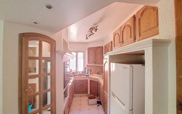 Appartement à vendre    4 pièces • 90 m2 Nice