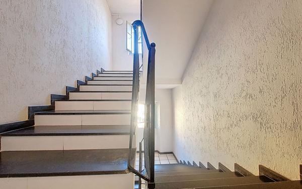 Appartement à vendre    4 pièces • 90 m2 Nice