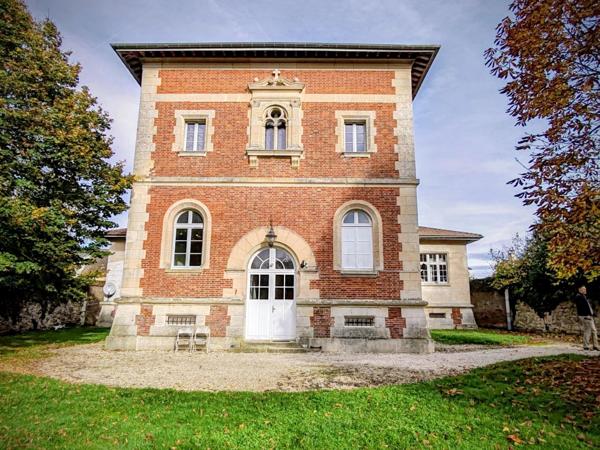 Vente Propriété 19 pièces 470 m2 à Crépy-en-Valois