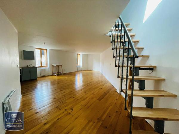 Appartement à louer 3 pièces 82.24m² Saint-Marcellin-en-Forez (42680)