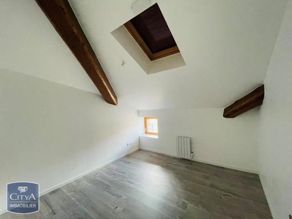 Appartement à louer 3 pièces 82.24m² Saint-Marcellin-en-Forez (42680)