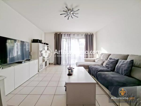 Vente Appartement 3 pièces 60 m2 à Saint-Pierre-du-Perray