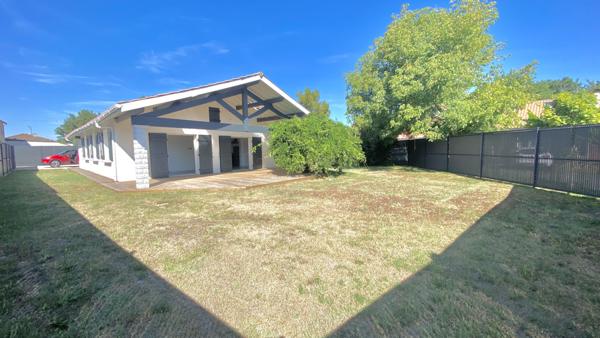Pessac (33600) MAGONTY - Maison rénovée avec studio 148 m² et Garage sur 1200 m²