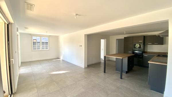 Pessac (33600) MAGONTY - Maison rénovée avec studio 148 m² et Garage sur 1200 m²