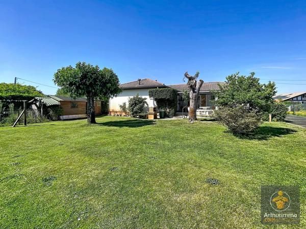 Vente                                                      Maison
                        
                     6 pièces                      142 m2                     à Mimizan