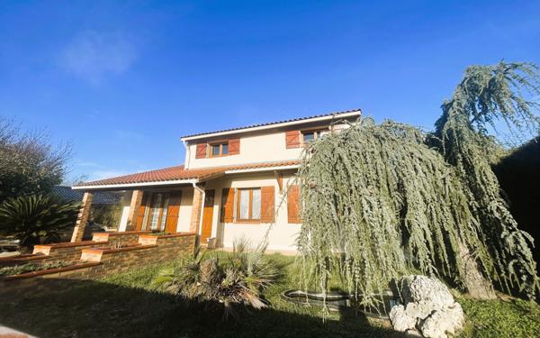 Maison à vendre    7 pièces •  Saint-Loup-Cammas