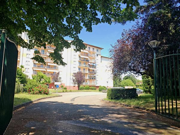 Rare à saisir sur la commune de Villefranche-Sûr-Saône - T4 rénové, lumineux et tout équipé