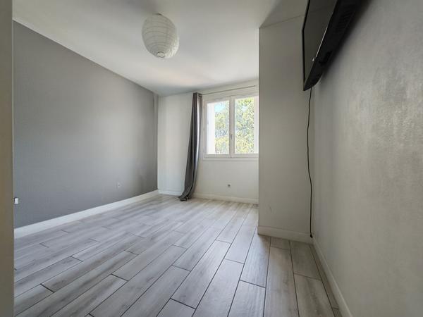 Rare à saisir sur la commune de Villefranche-Sûr-Saône - T4 rénové, lumineux et tout équipé