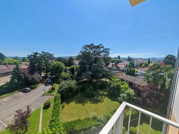 Rare à saisir sur la commune de Villefranche-Sûr-Saône - T4 rénové, lumineux et tout équipé