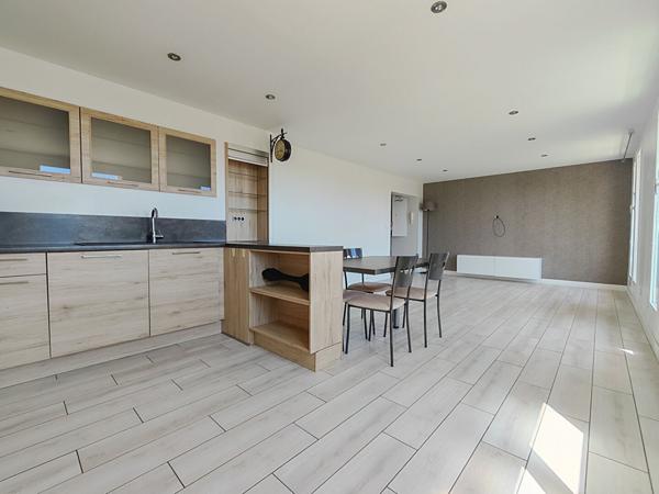 Rare à saisir sur la commune de Villefranche-Sûr-Saône - T4 rénové, lumineux et tout équipé