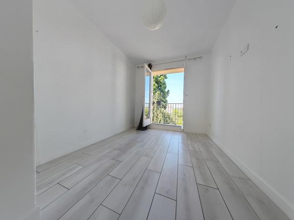 Rare à saisir sur la commune de Villefranche-Sûr-Saône - T4 rénové, lumineux et tout équipé