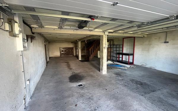 Maison à louer    4 pièces • 91 m2 Saint-Agnant-de-Versillat