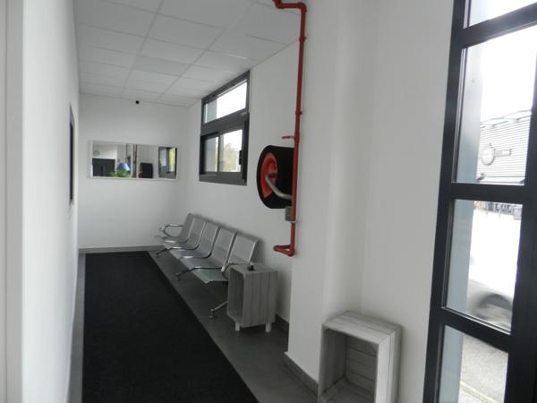 Dpt Isère (38), à louer BOURGOIN JALLIEU bureau 15 m²