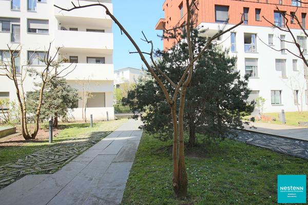 Appartement 3 pièces avec 2 terrasses et 1 parking sécurisé