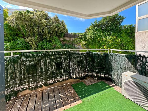 LE CANNET Proche de la Mairie Annexe TRES GROSSE BAISSE DE PRIX