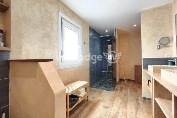 Maison à vendre 8 pièces de 160 m² à Neuf-Mesnil