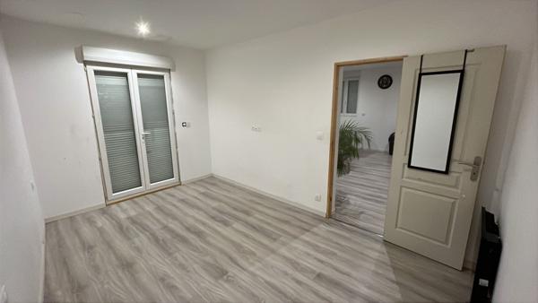 Immeuble 10 pièces - 169 m²