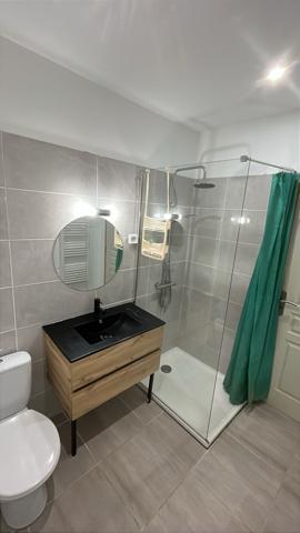 Immeuble 10 pièces - 169 m²