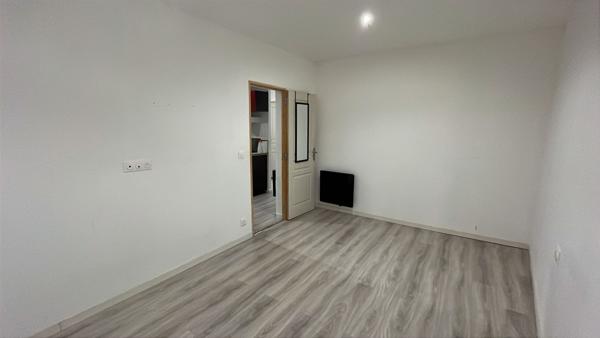 Immeuble 10 pièces - 169 m²