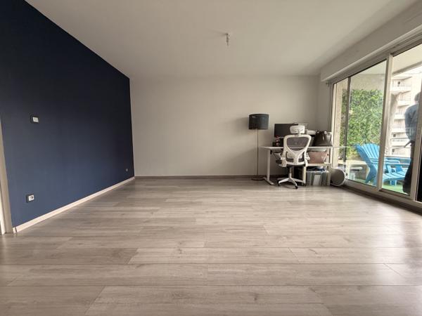 Appartement 2 pièces - 47 m² Exclusivité efficity