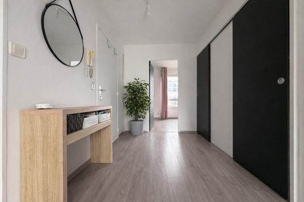 Appartement 2 pièces - 47 m² Exclusivité efficity