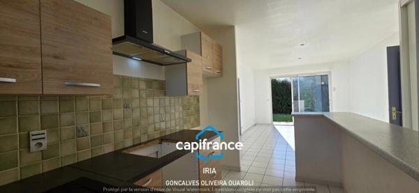 Maison à vendre 4 pièces SAINTE LIVRADE SUR LOT (47) - Maison de plain-pied avec jardin et garage.