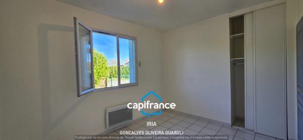 Maison à vendre 4 pièces SAINTE LIVRADE SUR LOT (47) - Maison de plain-pied avec jardin et garage.