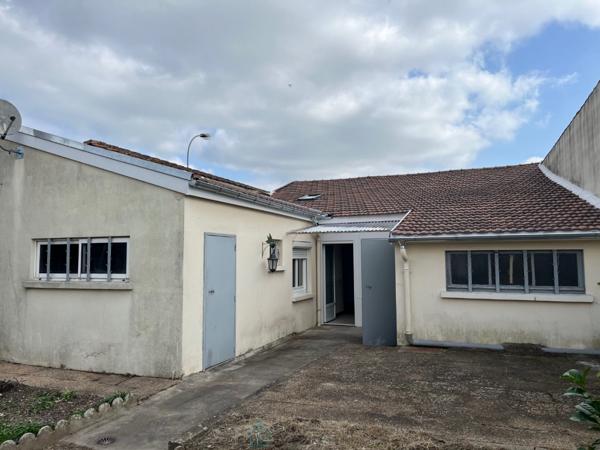 BERGERAC, plain-pied proche gare et centre-ville avec jardin et petites dépendances