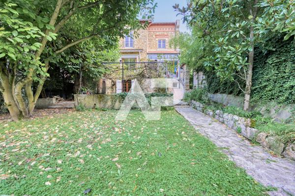 SEVRES BRANCAS /FONTENELLES - MAISON DE CHARME €1 590 000 ** - Référence 577-S