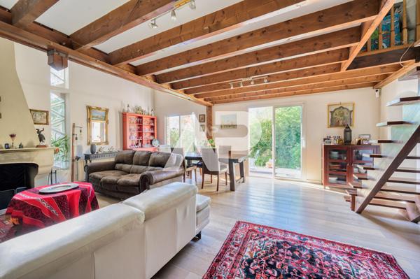 SEVRES BRANCAS /FONTENELLES - MAISON DE CHARME €1 590 000 ** - Référence 577-S