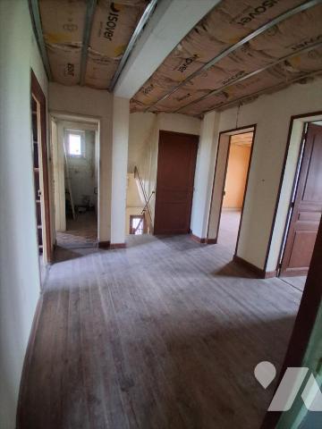 FIEULAINE - CORPS DE FERME - 7 PIÈCES