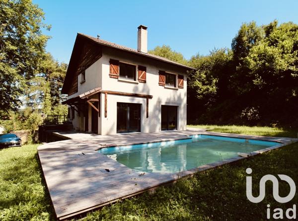 Maison à vendre 6 pièces 147 m² Saint-Martin-d'Uriage